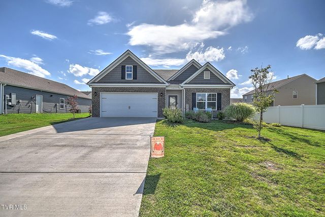 5031 Wildlife Circle, Piney Flats, TN 37686