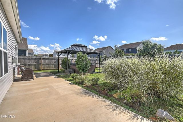 5031 Wildlife Circle, Piney Flats, TN 37686