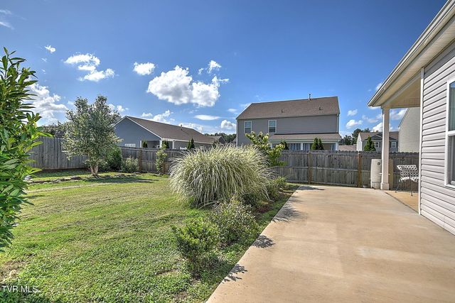 5031 Wildlife Circle, Piney Flats, TN 37686