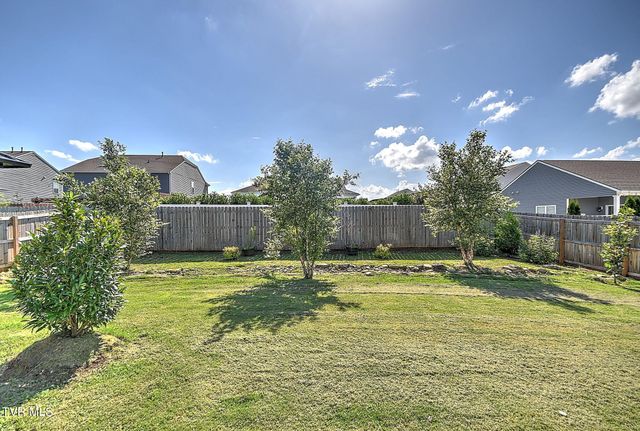 5031 Wildlife Circle, Piney Flats, TN 37686