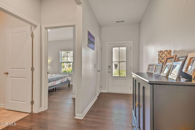 5031 Wildlife Circle, Piney Flats, TN 37686