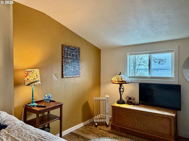 589 RIVINGTON St, Astoria, OR 97103