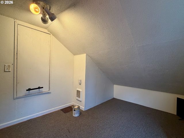 589 RIVINGTON St, Astoria, OR 97103