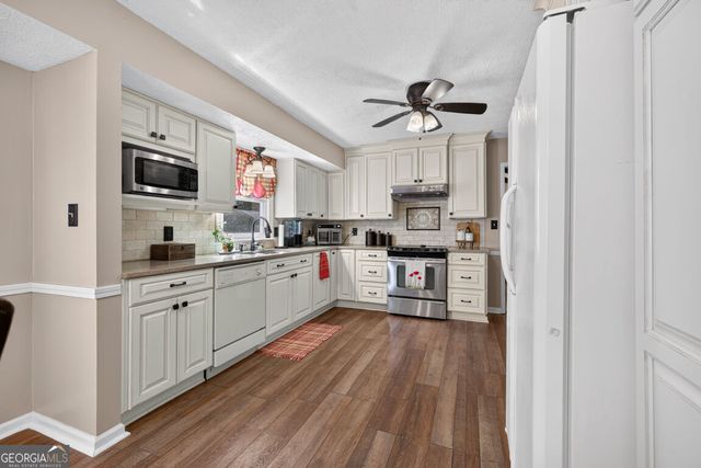 732 Windy Drive, Stone Mountain, GA 30087