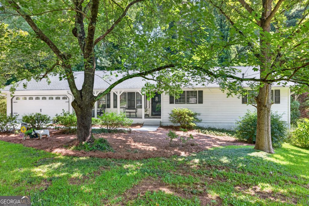 732 Windy Drive, Stone Mountain, GA 30087