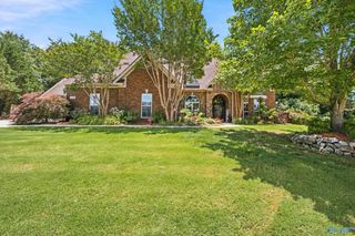 226 Ash Ridge Drive, New Market, AL 35761