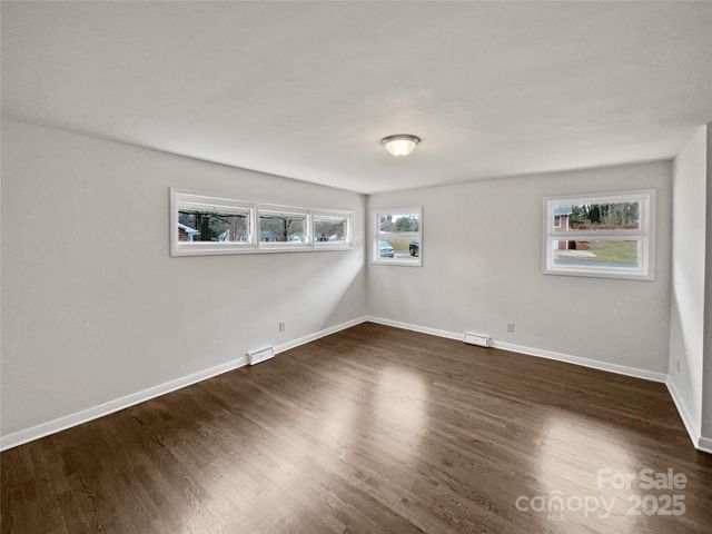 924 Springdale Lane, Gastonia, NC 28052
