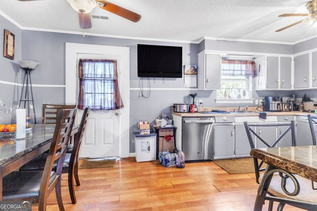 88 Thornton Drive, Hartwell, GA 30643