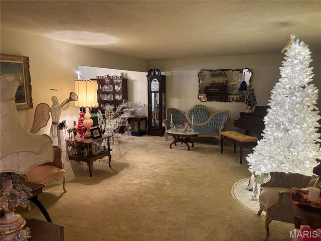 33 Fawnlily Drive, Belleville, IL 62221