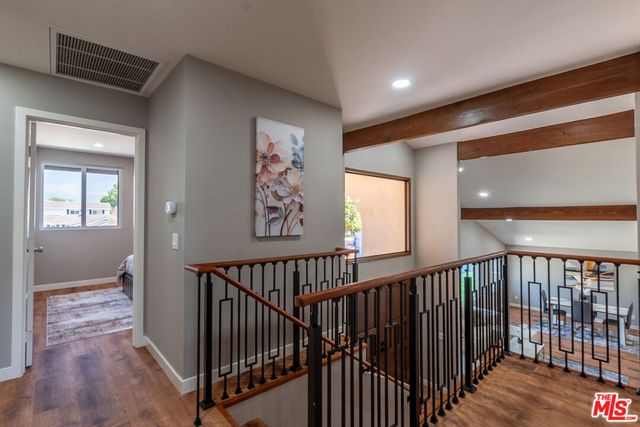 20454 W Strathern Street, Winnetka, CA 91306