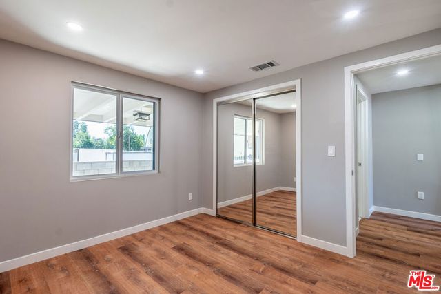 20454 W Strathern Street, Winnetka, CA 91306