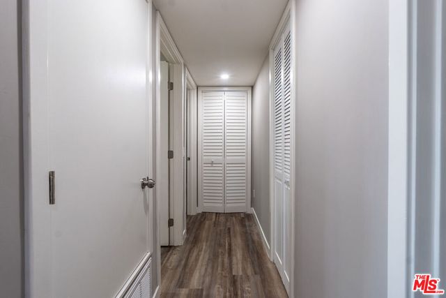 20454 W Strathern Street, Winnetka, CA 91306