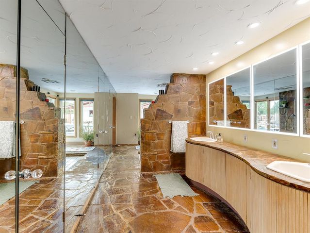 1404 Charles Drive, Shawnee, OK 74804