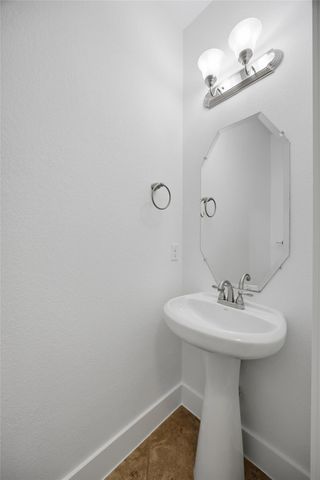 11105 Avery Station LOOP 25, Austin, TX 78717