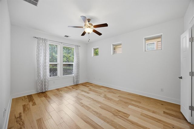 11105 Avery Station LOOP 25, Austin, TX 78717