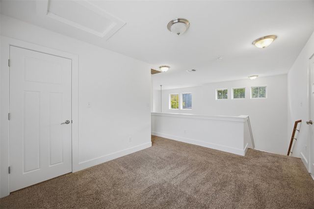 11105 Avery Station LOOP 25, Austin, TX 78717