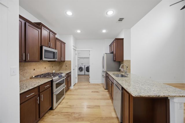 11105 Avery Station LOOP 25, Austin, TX 78717