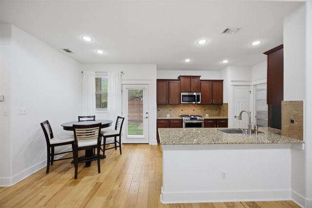 11105 Avery Station LOOP 25, Austin, TX 78717