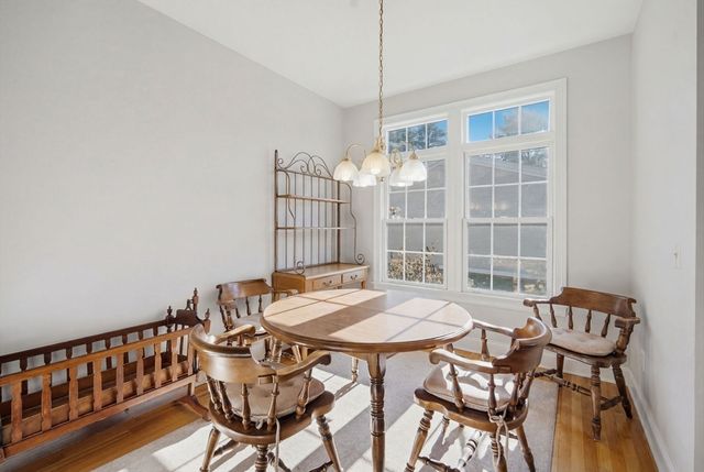 1 Aspen Dr 1, Wilbraham, MA 01095