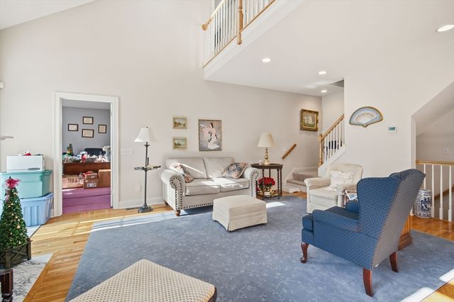 1 Aspen Dr 1, Wilbraham, MA 01095