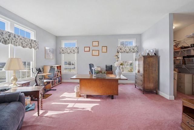 1 Aspen Dr 1, Wilbraham, MA 01095