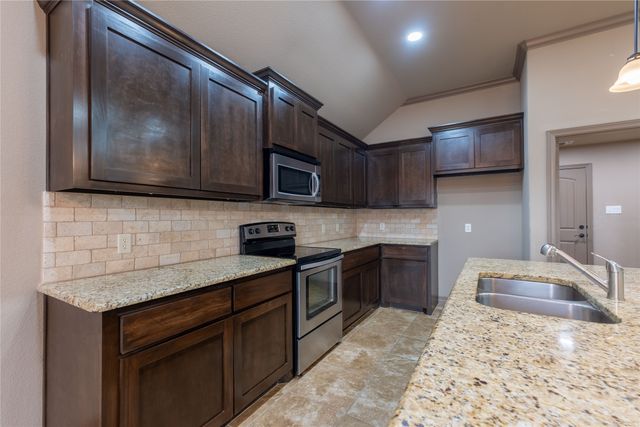 119 Comanche Drive, Greenville, TX 75402