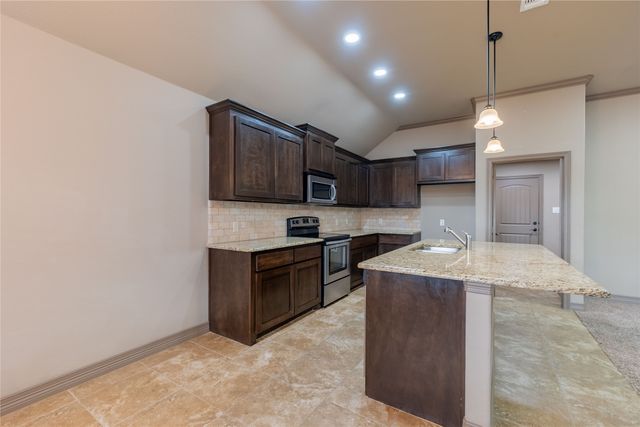 119 Comanche Drive, Greenville, TX 75402