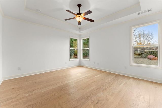 3140 Willow Creek SW Drive, Gainesville, GA 30504