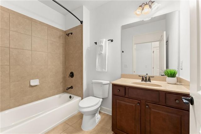 3140 Willow Creek SW Drive, Gainesville, GA 30504