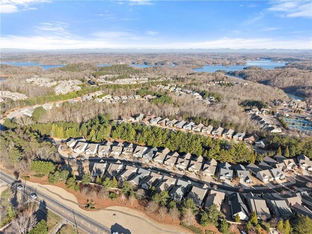 3140 Willow Creek SW Drive, Gainesville, GA 30504