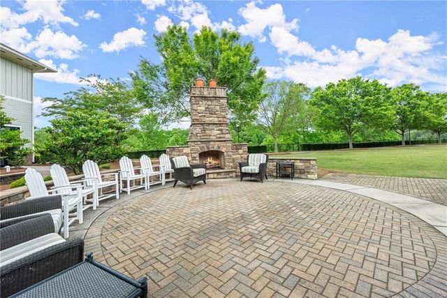 3140 Willow Creek SW Drive, Gainesville, GA 30504