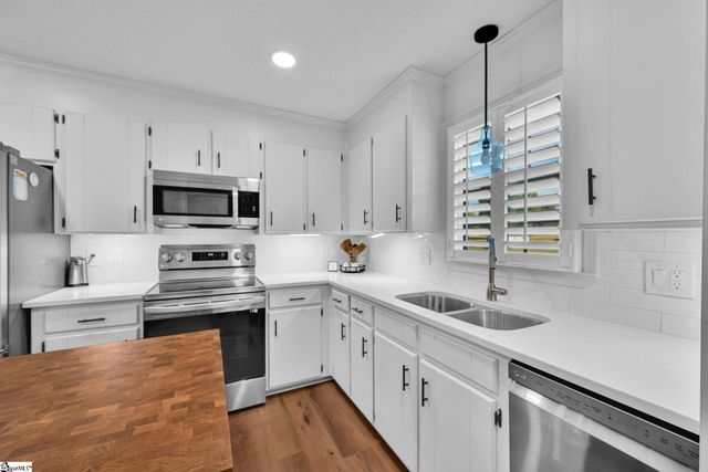 105 Lowry Road, Anderson, SC 29621