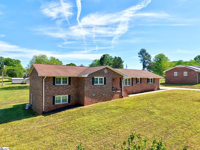 105 Lowry Road, Anderson, SC 29621