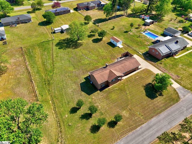 105 Lowry Road, Anderson, SC 29621