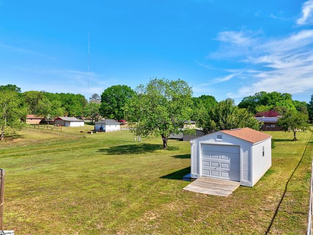 105 Lowry Road, Anderson, SC 29621