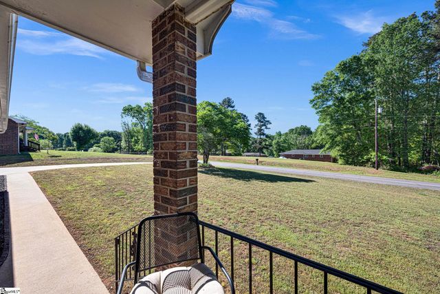 105 Lowry Road, Anderson, SC 29621