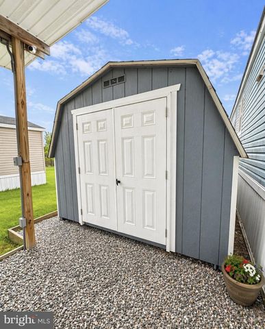 352 WESTWOOD DR, York, PA 17404