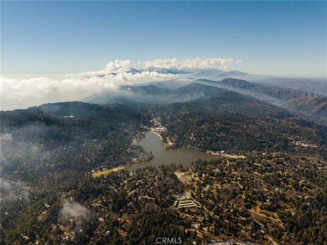 721 Chillon Drive, Crestline, CA 92325