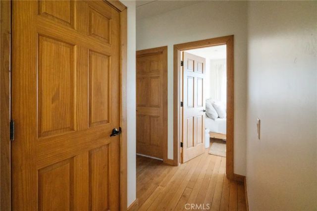 721 Chillon Drive, Crestline, CA 92325