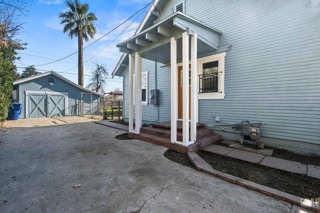 416 Beech Street, Bakersfield, CA 93304