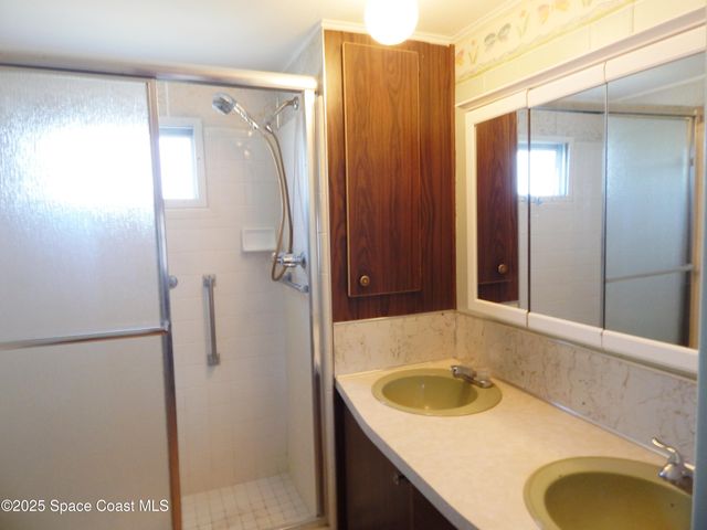 1461 Turkey Creek Drive NE, Palm Bay, FL 32905