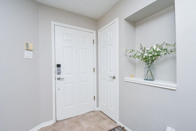 8051 Bay Branch Drive 112, The Woodlands, TX 77382