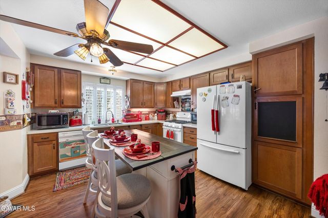 1049 Cloverdale Court, Rosamond, CA 93560