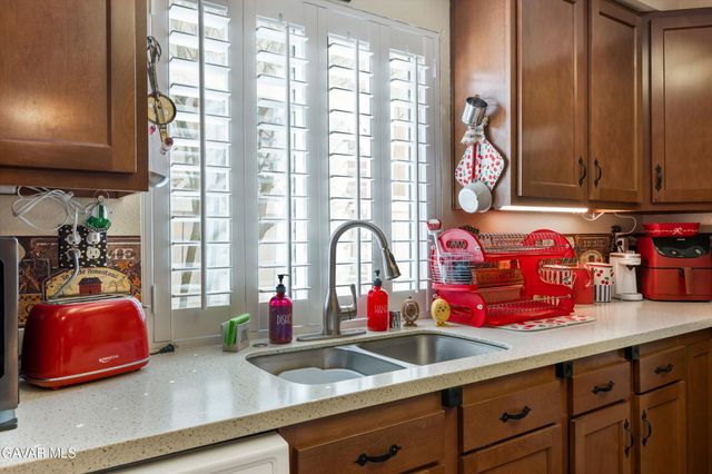 1049 Cloverdale Court, Rosamond, CA 93560