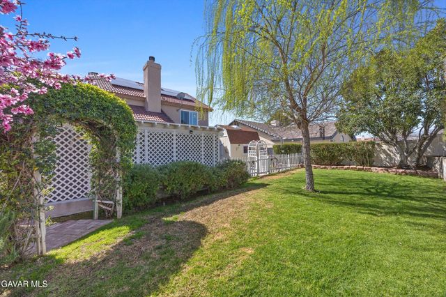 1049 Cloverdale Court, Rosamond, CA 93560