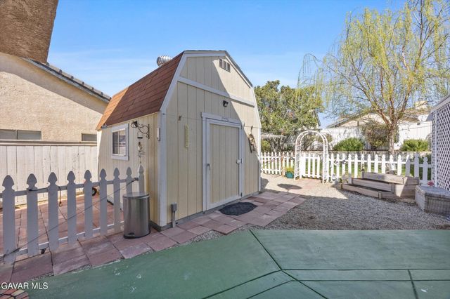 1049 Cloverdale Court, Rosamond, CA 93560