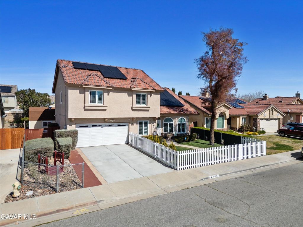 1049 Cloverdale Court, Rosamond, CA 93560