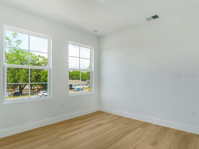 38 S POLLARD STREET, Oakland, FL 34760