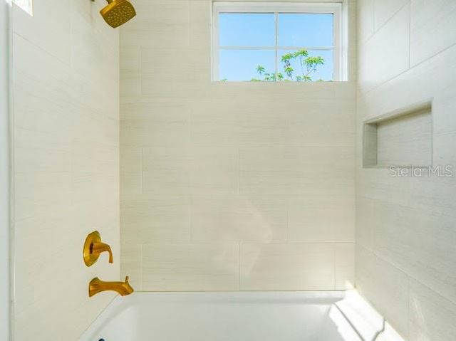 38 S POLLARD STREET, Oakland, FL 34760