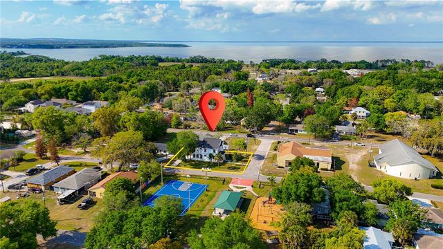 38 S POLLARD STREET, Oakland, FL 34760